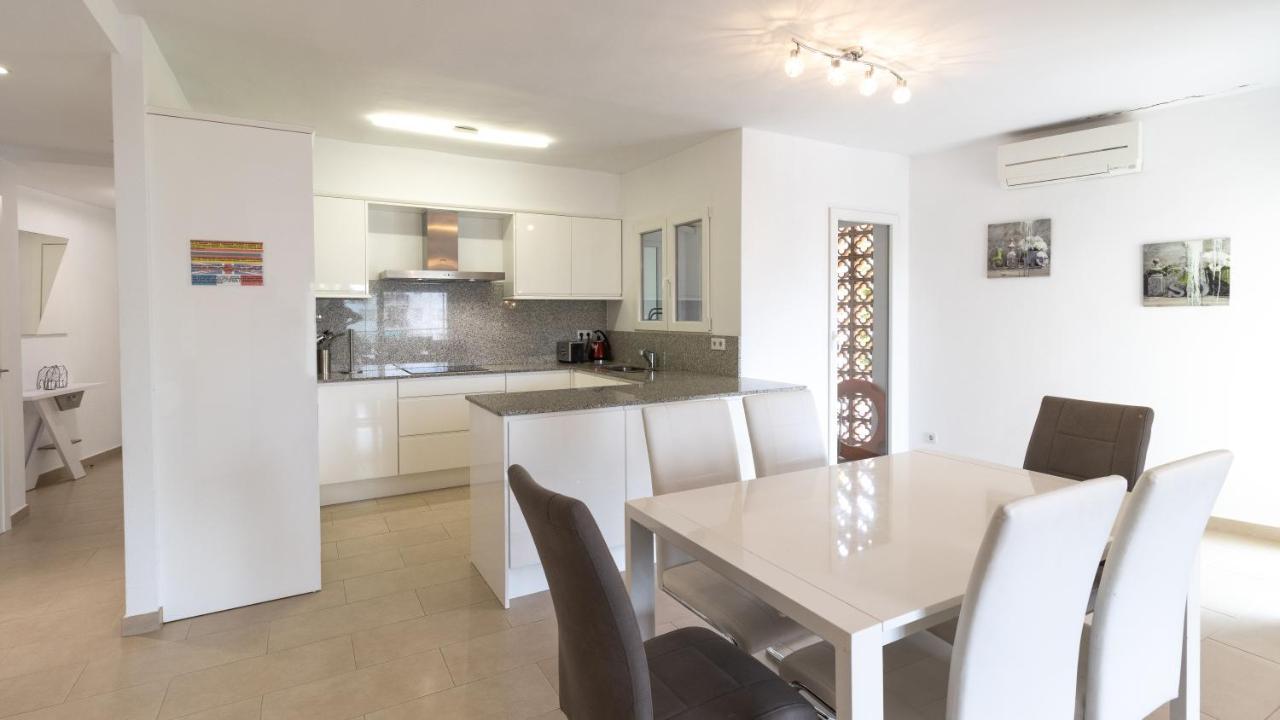 Modern 2 Bedroom Apartment 100 M From The Beach Jávea Exteriér fotografie